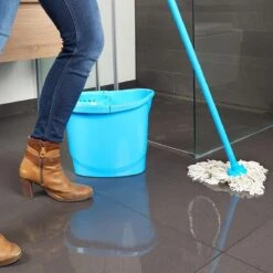 Secucare Anti Slip Spray 100ml - Antislip Voor Tegelvloeren -Schoonmaakmiddelen 1200x1200 140